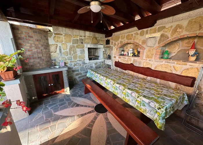 Olives House In * イゾラ