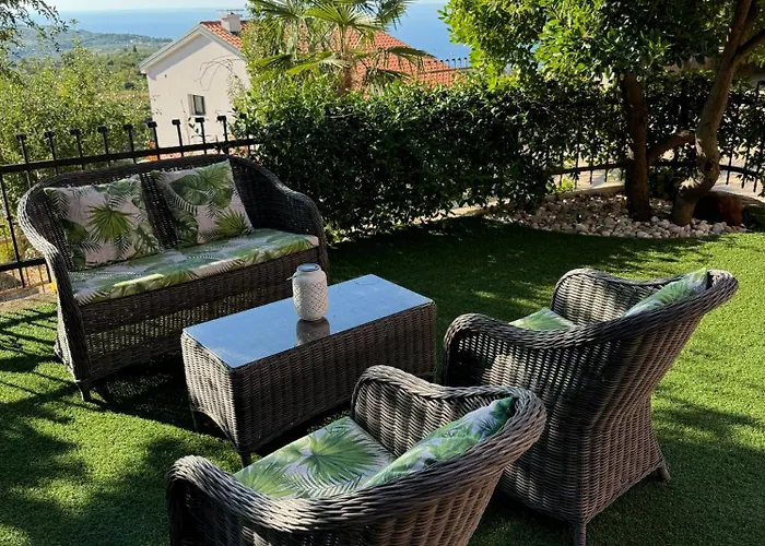 Olives House In 아파트